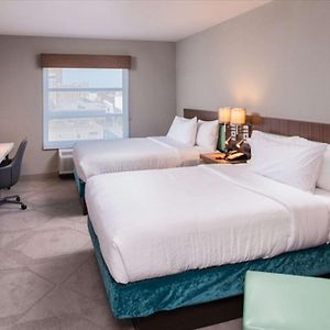 Queen Room Two Queen Beds